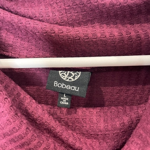 Bobeau Cowl Neck Raglan Sleeve Thermal Maroon Top - Picture 3 of 5